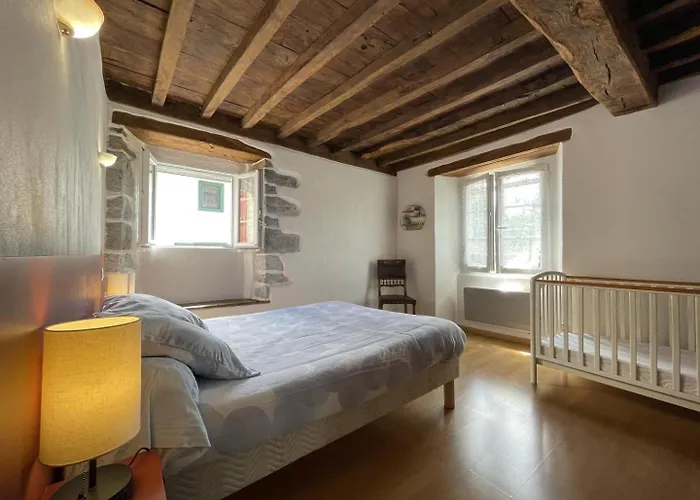 Nyaraló Komaxurinea Jaxu